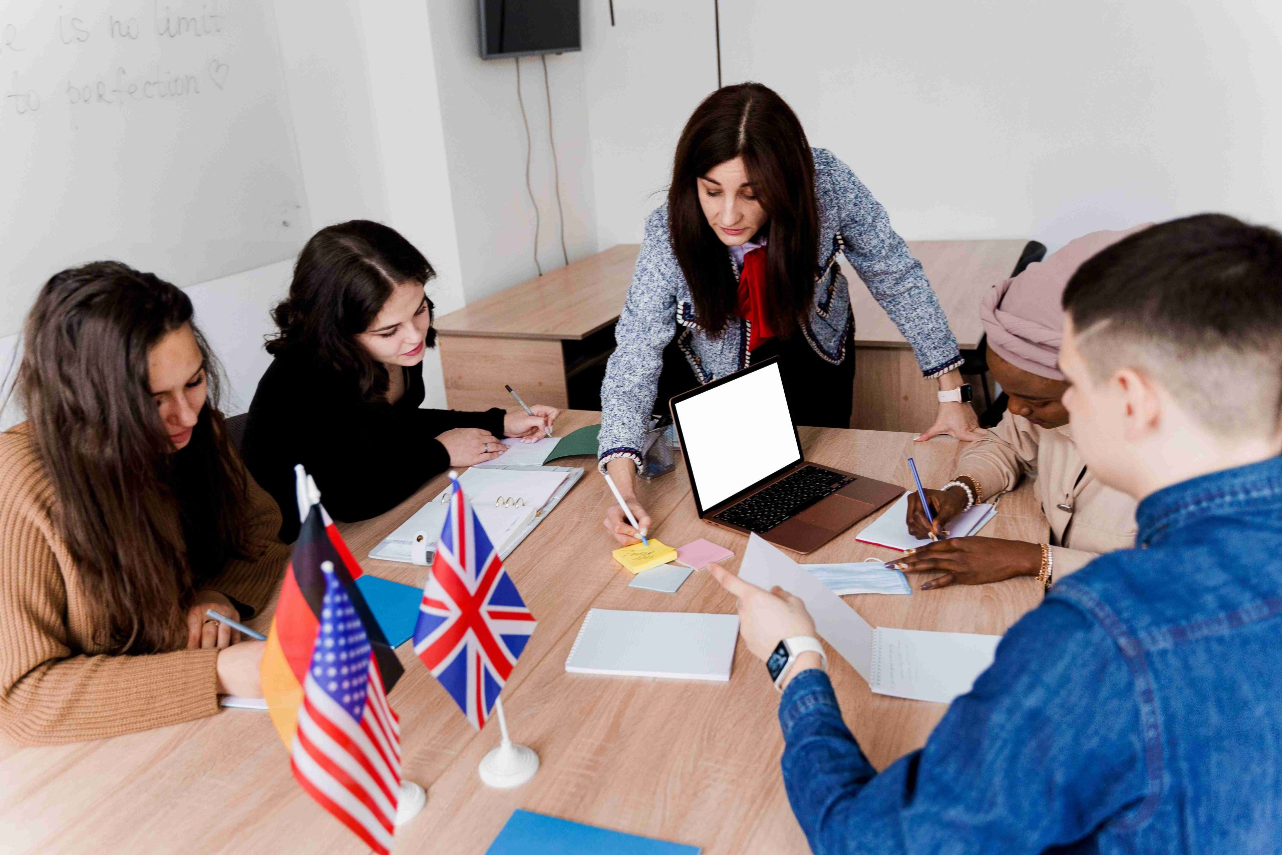 Costly Mistakes to Avoid When Meeting UK Work Permit Visa Requirements